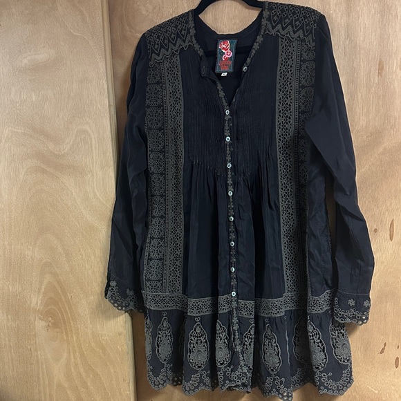 Johnny Was Dresses & Skirts - Johnny Was Black Blouse with Floral Embroidery
